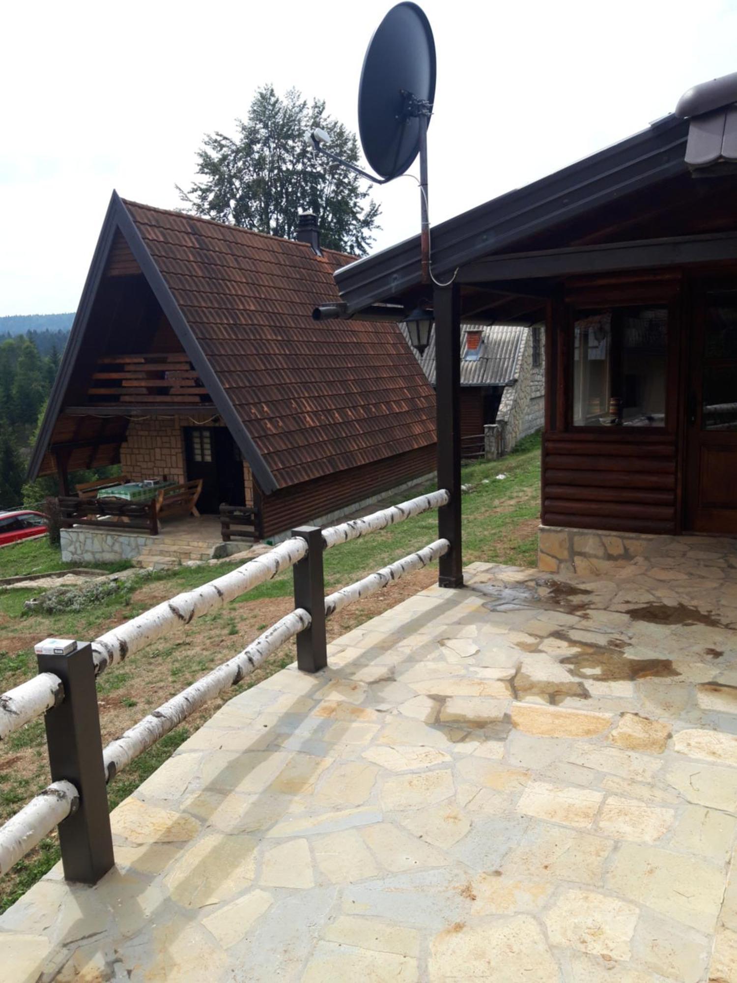 Planinska Kuca Dusan Mitrovac Exterior photo